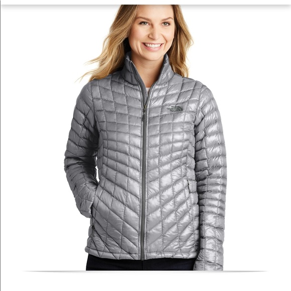 {The North Face} Thermoball Lightweight Jacket - Picture 2 of 14